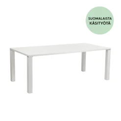 Lamus A la Carte -ruokapöytä