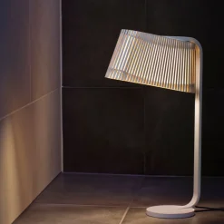 Secto Design Owalo 7020 -pöytävalaisin